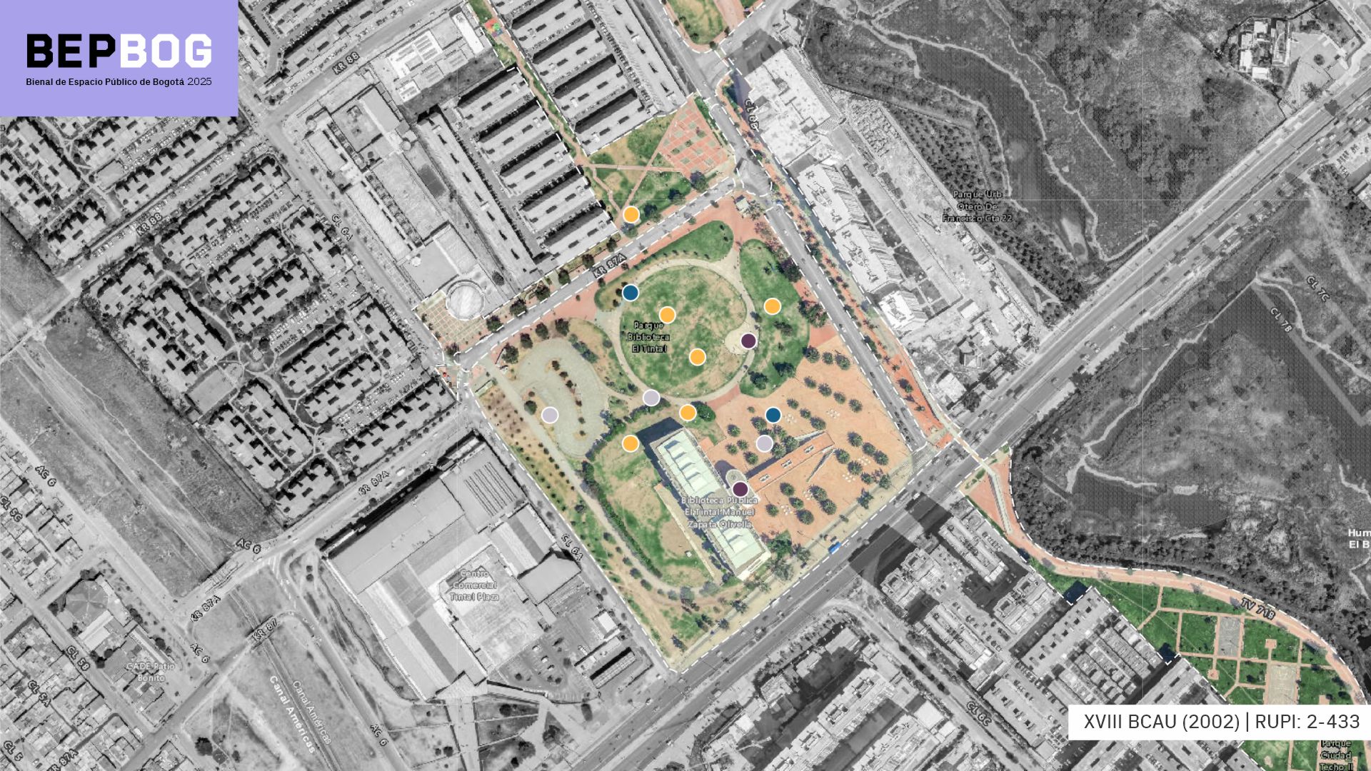 Espacio público de la Biblioteca El Tintal